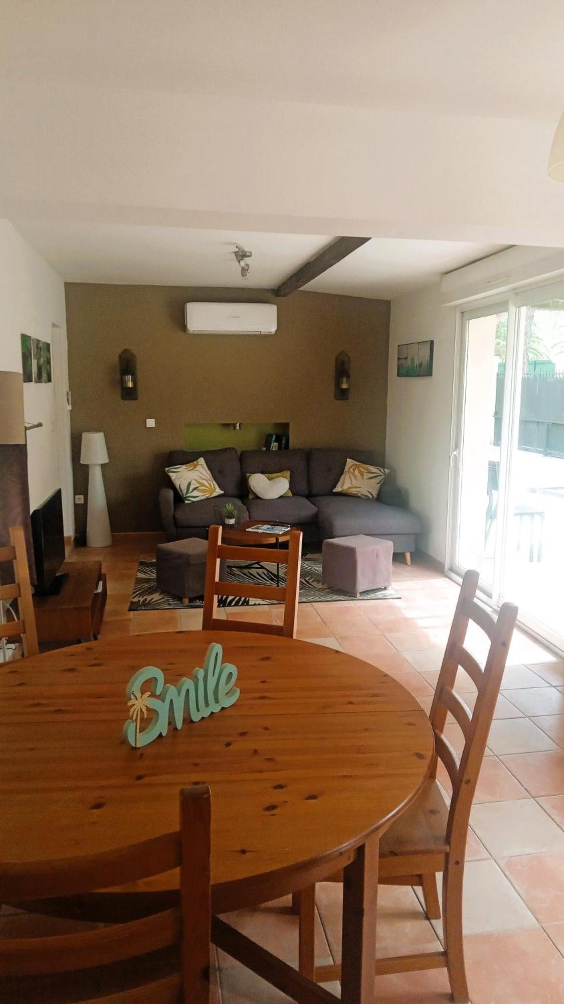 Maison Familiale Avec Piscine Privee, Plage A Pied, Frais Obligatoires A Regler A L'Arrivee, Linge 15E Par Pers & Menage 70E Par Sejour Voir Profil Mandatory Fees In Cash To Be Paid On Arrival Linen 15E Per Person 70E Housekeeping Per Stay Сен Максим Екстериор снимка